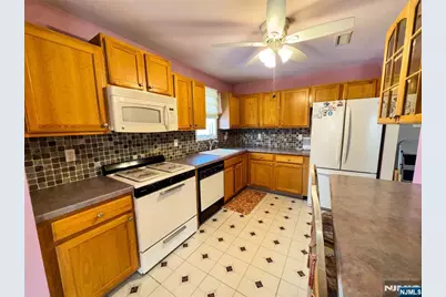 34 Chanda Court D034 #D034, Clifton, NJ 07012 - Photo 7