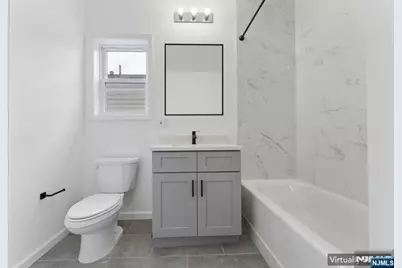 910 Bergen 1 #1, Newark, NJ 07112 - Photo 5