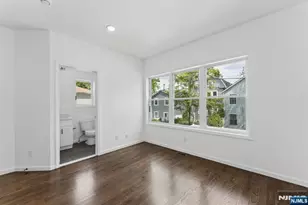 910 Bergen 1, Newark, NJ 07112 - Photo 7