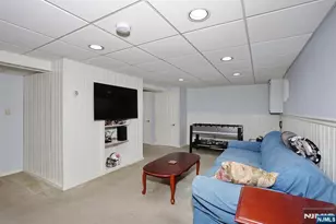 94 Smith Ave, Bergenfield, NJ 07621 - Photo 37