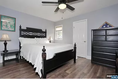 94 Smith Avenue, Bergenfield, NJ 07621 - Photo 23