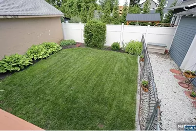 94 Smith Avenue, Bergenfield, NJ 07621 - Photo 45