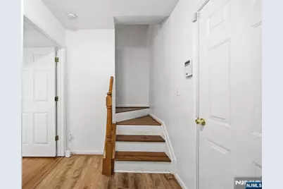 216 Barringer, Nutley, NJ 07110 - Photo 31