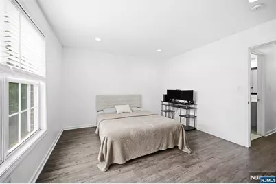 216 Barringer, Nutley, NJ 07110 - Photo 21