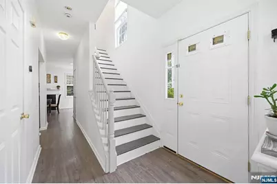 216 Barringer, Nutley, NJ 07110 - Photo 7