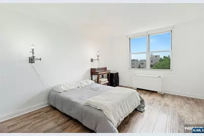 2200 N Central Road 6U #6U, Fort Lee, NJ 07024 - Photo 11