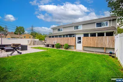 536 Boulevard, New Milford, NJ 07646 - Photo 29