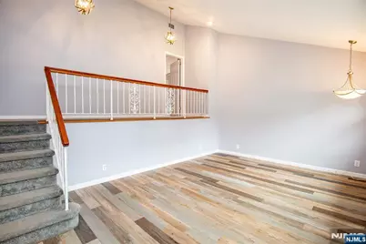 536 Boulevard, New Milford, NJ 07646 - Photo 7