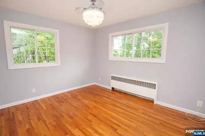 536 Boulevard, New Milford, NJ 07646 - Photo 15