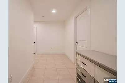17 E Fairmount Avenue, Maywood, NJ 07607 - Photo 25