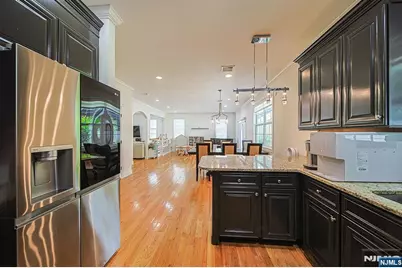 17 E Fairmount Avenue, Maywood, NJ 07607 - Photo 15