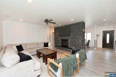 59 Hahn Avenue, Rochelle Park Township, NJ 07662 - Photo 9