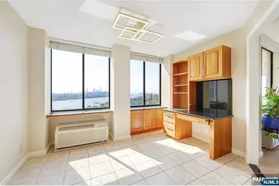 200 Winston Drive 2019 #2019, Cliffside Park, NJ 07010 - Photo 13