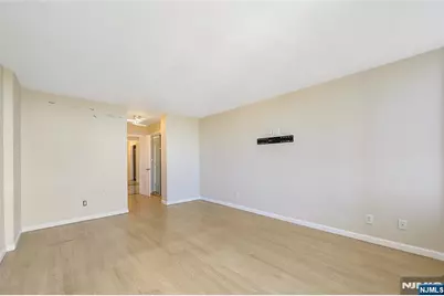 200 Winston Drive 2019 #2019, Cliffside Park, NJ 07010 - Photo 17