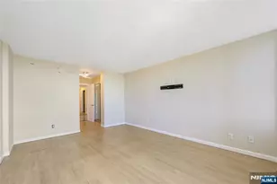 200 Winston Dr 2019, Cliffside Park, NJ 07010 - Photo 17