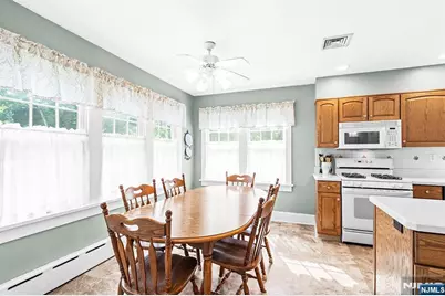 402 Enos Place, Ho Ho Kus, NJ 07423 - Photo 17