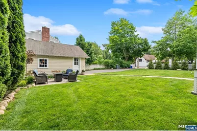 402 Enos Place, Ho Ho Kus, NJ 07423 - Photo 31