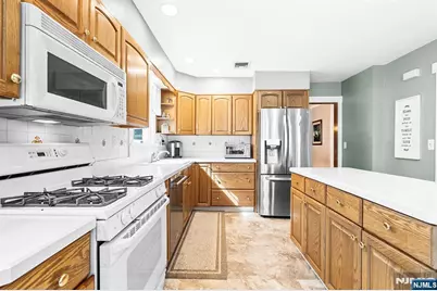 402 Enos Place, Ho Ho Kus, NJ 07423 - Photo 19