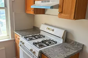 200 Ridgefield Ave, Bogota, NJ 07603 - Photo 11