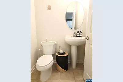 2208 Riverview Avenue 208 #208, Englewood, NJ 07631 - Photo 11