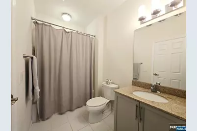 2208 Riverview Avenue 208 #208, Englewood, NJ 07631 - Photo 17