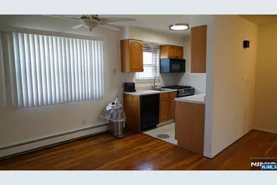 403 Anderson 4 B #4 B, Fairview, NJ 07022 - Photo 5