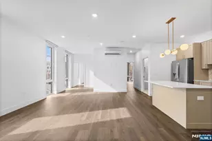 21 Lincoln Park 100, Newark, NJ 07102 - Photo 5