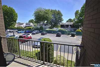 460 Liberty Street 460 B Unit 207 #460 B Unit 207, Little Ferry, NJ 07643 - Photo 5