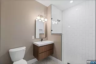 21 Lincoln Park 203, Newark, NJ 07102 - Photo 5
