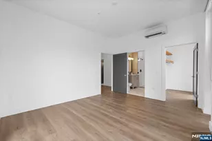 21 Lincoln Park 203, Newark, NJ 07102 - Photo 7