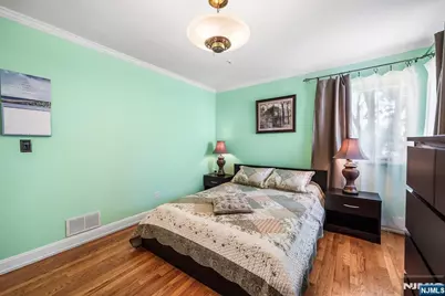 1095 Harvard Place, Fort Lee, NJ 07024 - Photo 29