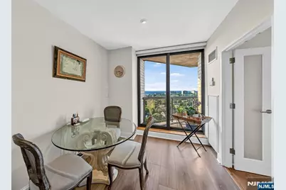 900 Palisade Avenue 2403 #2403, Fort Lee, NJ 07024 - Photo 17