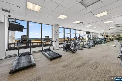 900 Palisade Avenue 2403 #2403, Fort Lee, NJ 07024 - Photo 45
