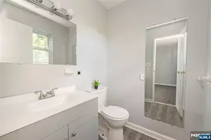 100 Pierson Miller Dr E4, Pompton Lakes, NJ 07442 - Photo 13