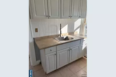 148 Hamilton Avenue, Lodi, NJ 07644 - Photo 3