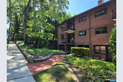 60 Madison Place A10 #A10, Ridgewood, NJ 07450 - Photo 1