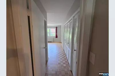 60 Madison Place A10 #A10, Ridgewood, NJ 07450 - Photo 19
