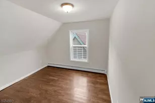 87 19th St, East Orange, NJ 07017 - Photo 27