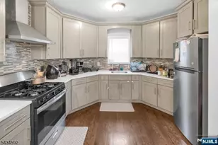 87 19th St, East Orange, NJ 07017 - Photo 5