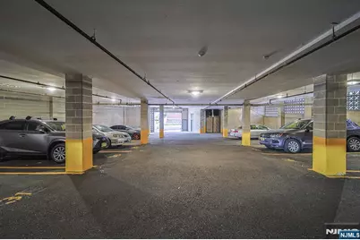 610 Anderson Avenue 2E #2E, Cliffside Park, NJ 07010 - Photo 23