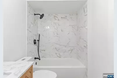 610 Anderson Avenue 2E #2E, Cliffside Park, NJ 07010 - Photo 21