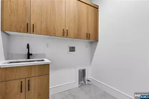 395 Hickory Ave, Paramus, NJ 07652 - Photo 43