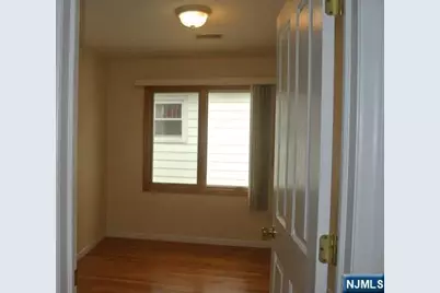 69 Summit Avenue 2 #2, Elmwood Park, NJ 07407 - Photo 15