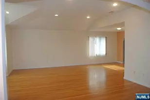 69 Summit Ave 2, Elmwood Park, NJ 07407 - Photo 13