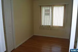 69 Summit Ave 2, Elmwood Park, NJ 07407 - Photo 11