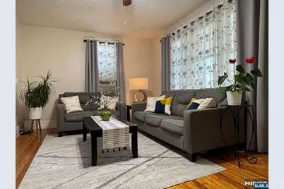 28 Van Houten Street, Bergenfield, NJ 07621 - Photo 17