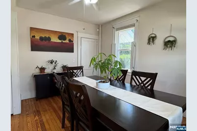 28 Van Houten Street, Bergenfield, NJ 07621 - Photo 21