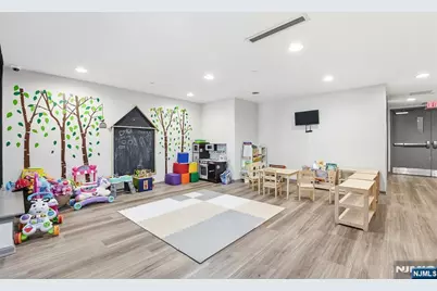 700 Grove Street 11A #11A, Jersey City, NJ 07310 - Photo 45