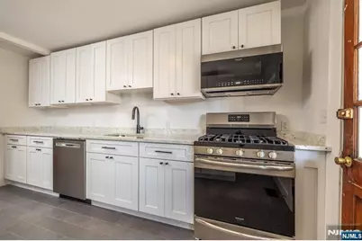 157-159 Forest Street 1 #1, Montclair, NJ 07042 - Photo 3
