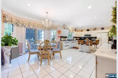 163 Rutherford Road, Mahwah, NJ 07430 - Photo 5